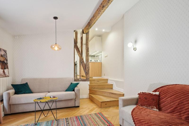 264 Latino - Superb In Parigi