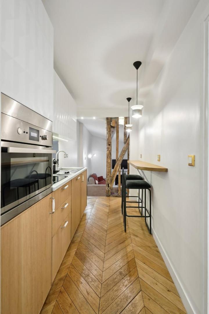 264 Latino - Superb In * Parigi